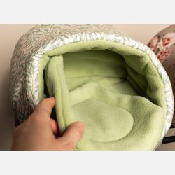 Hule - Willow by William Morris